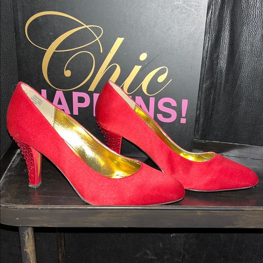J. Renee Luxe Red Pumps!